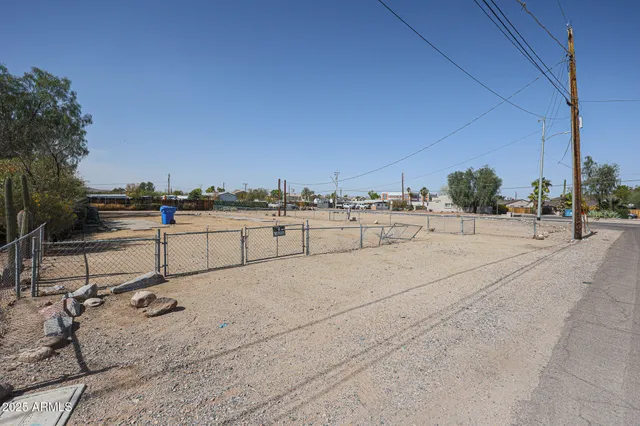 a view of a backyard of a house