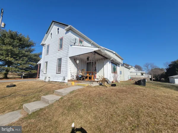 $230,000 | 250 Village Drive, Lebanon, PA 17042