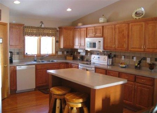 4473 West Tischer Road Duluth, MN 55803 - Photo 6 of 9