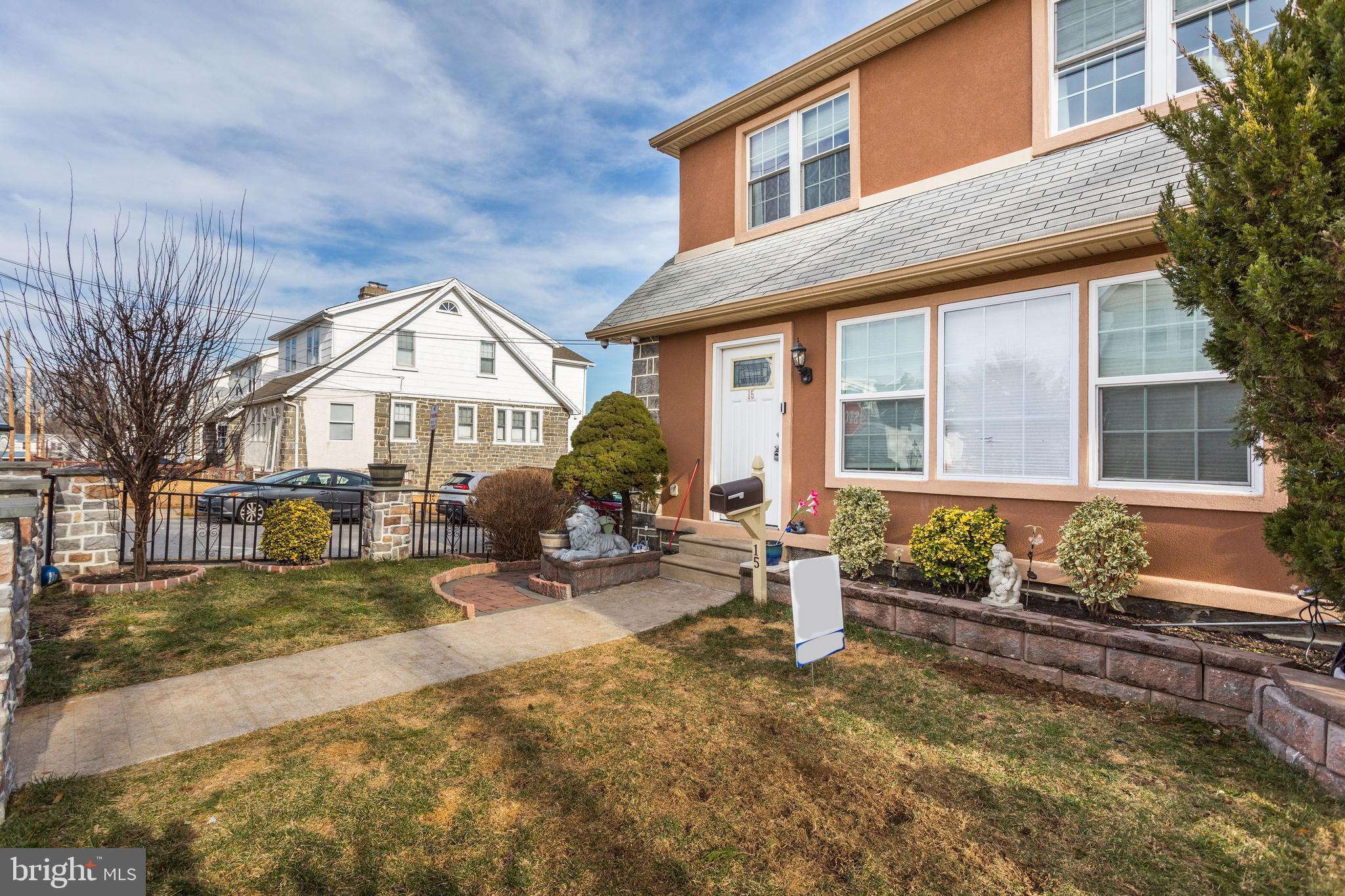 15 Kenmore Road Upper Darby, PA 19082 - Photo 2 of 35