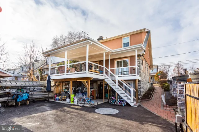 $390,000 | 15 Kenmore Road, Upper Darby, PA 19082