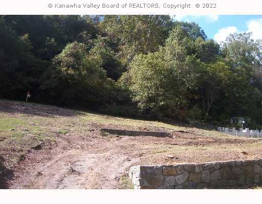 0 Rt 8 Charleston, WV 25301 - Photo 3 of 7 Exterior Front.