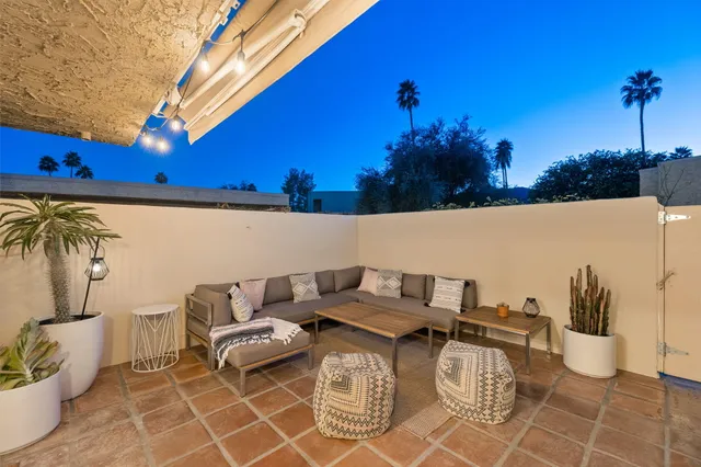$415,000 | 5805 Los Coyotes Drive, Palm Springs, CA 92264