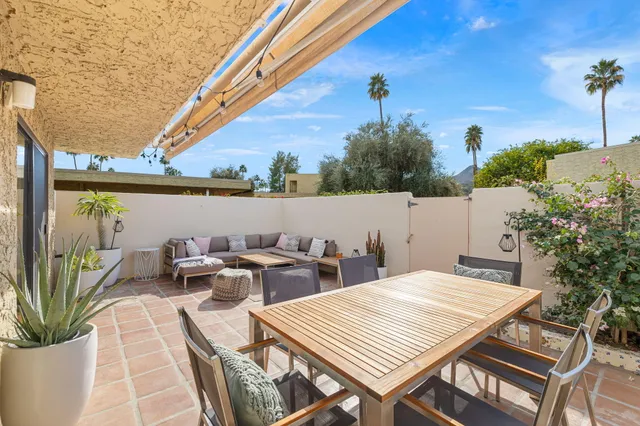 $415,000 | 5805 Los Coyotes Drive, Palm Springs, CA 92264