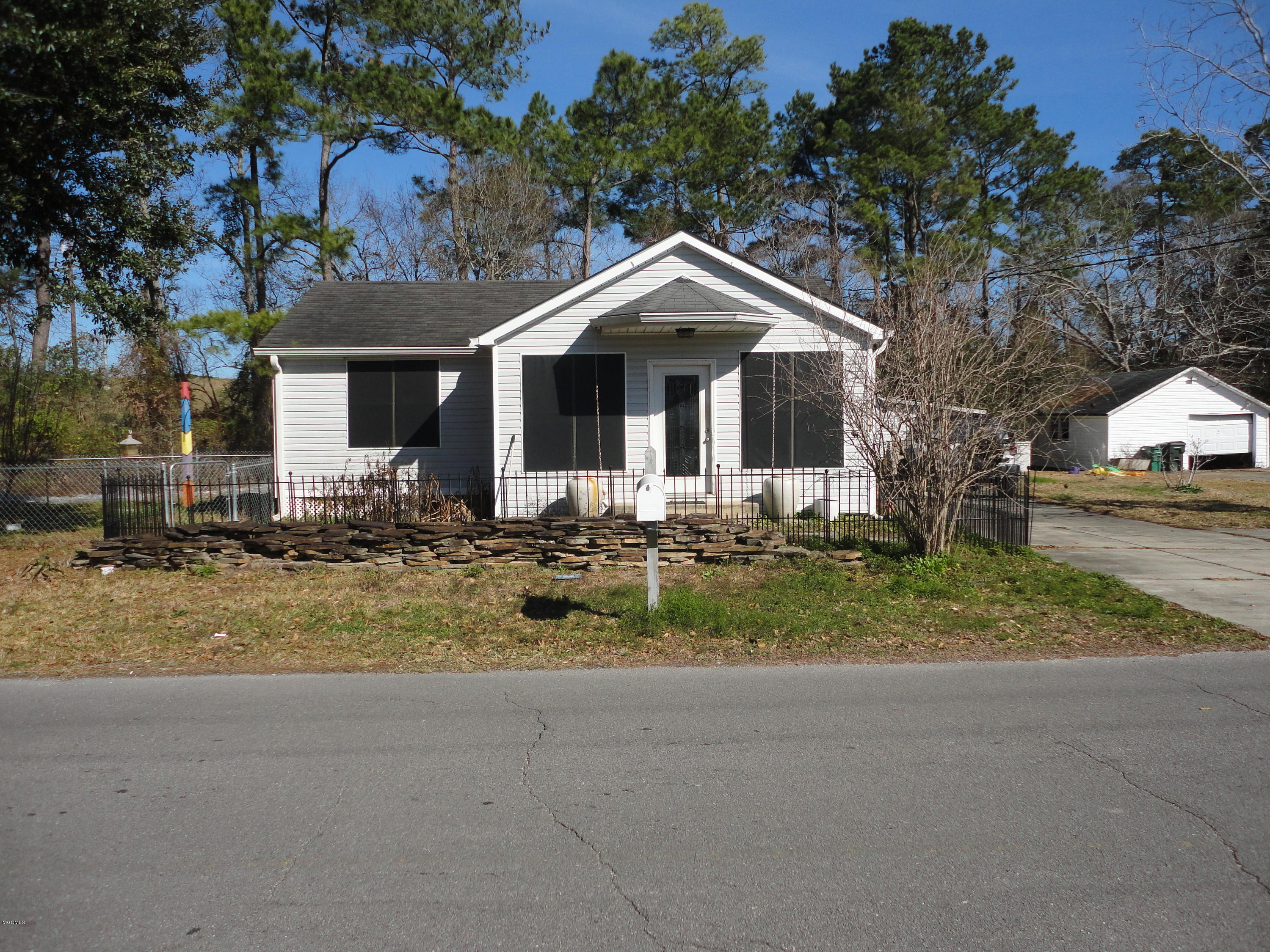 4017 Jamestown Road Moss Point, MS 39563 - Photo 1 of 41 DSC04113