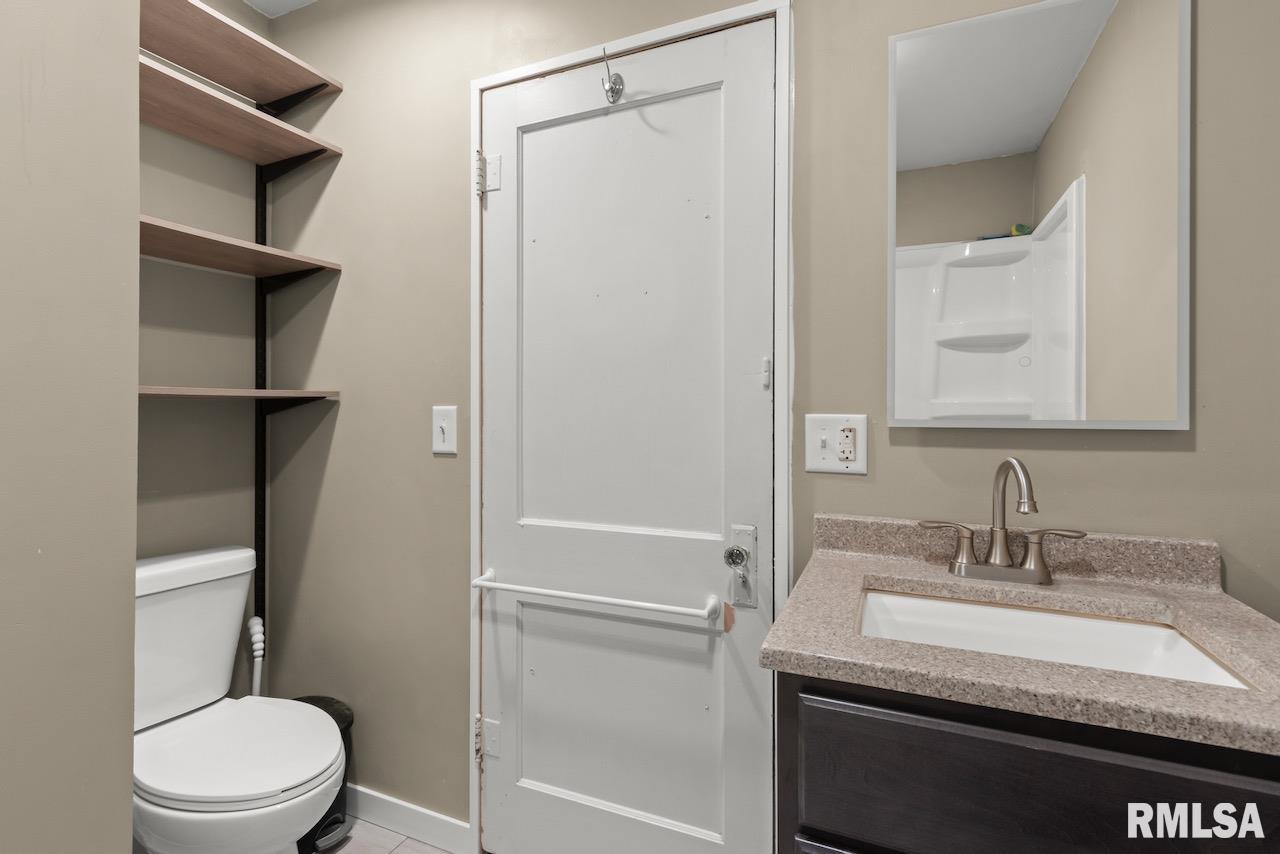 1203 South 3rd Street Pekin, IL 61554 - Photo 14 of 26