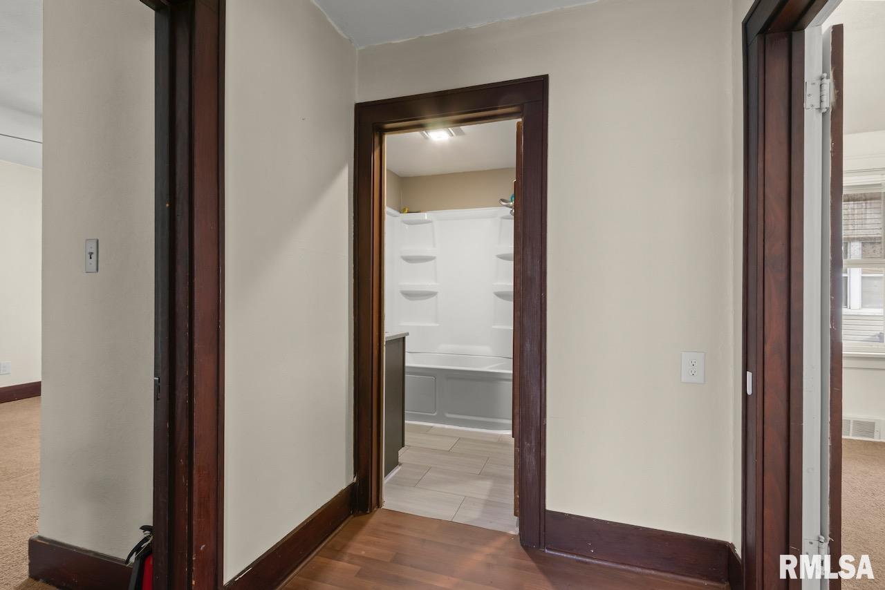 1203 South 3rd Street Pekin, IL 61554 - Photo 17 of 26