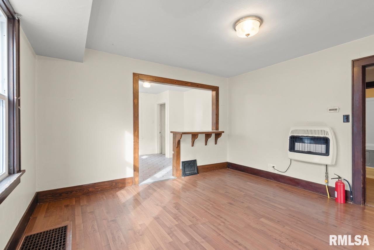 1203 South 3rd Street Pekin, IL 61554 - Photo 7 of 26