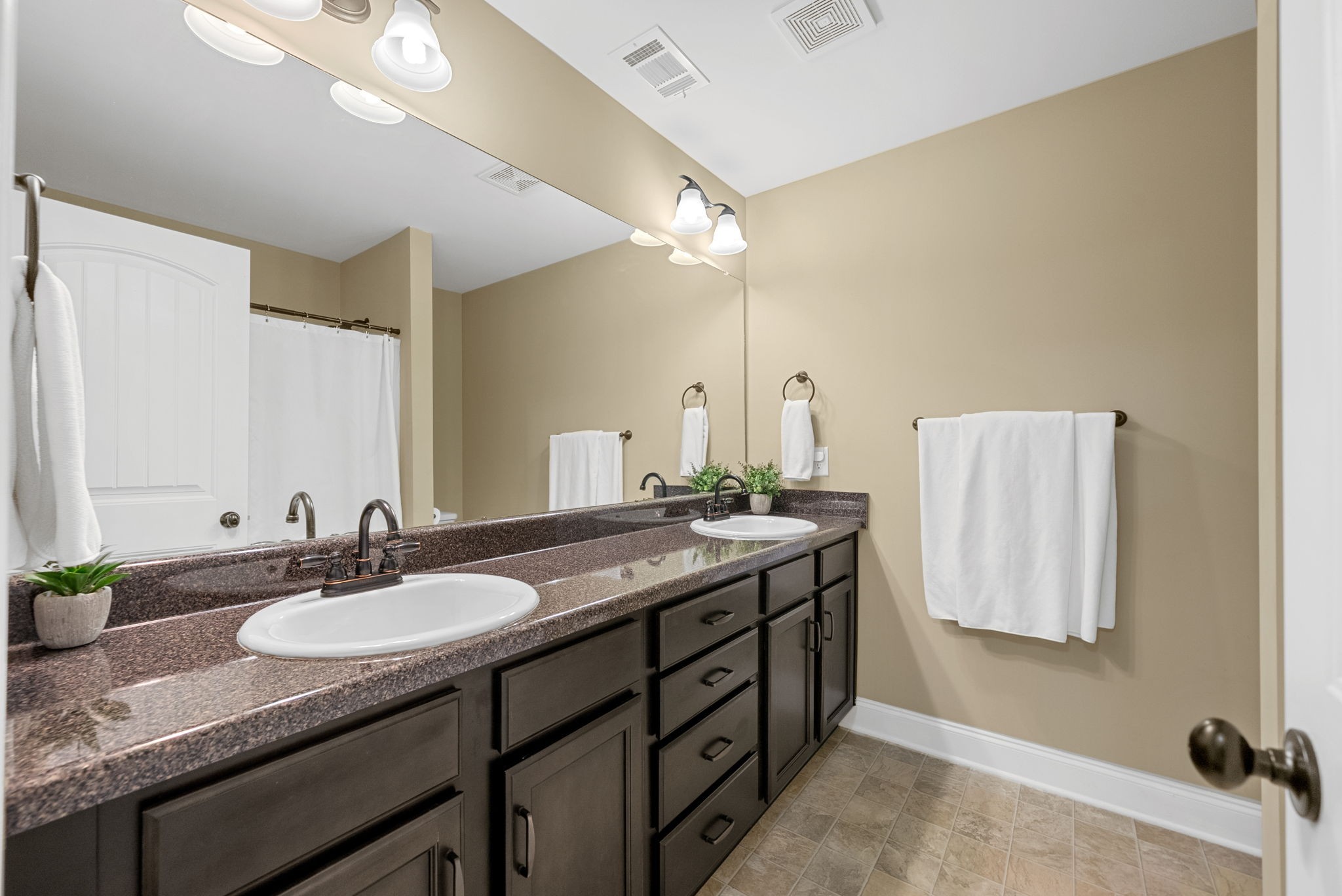 121 Irishman Way Clarksville, TN 37042 - Photo 38 of 55