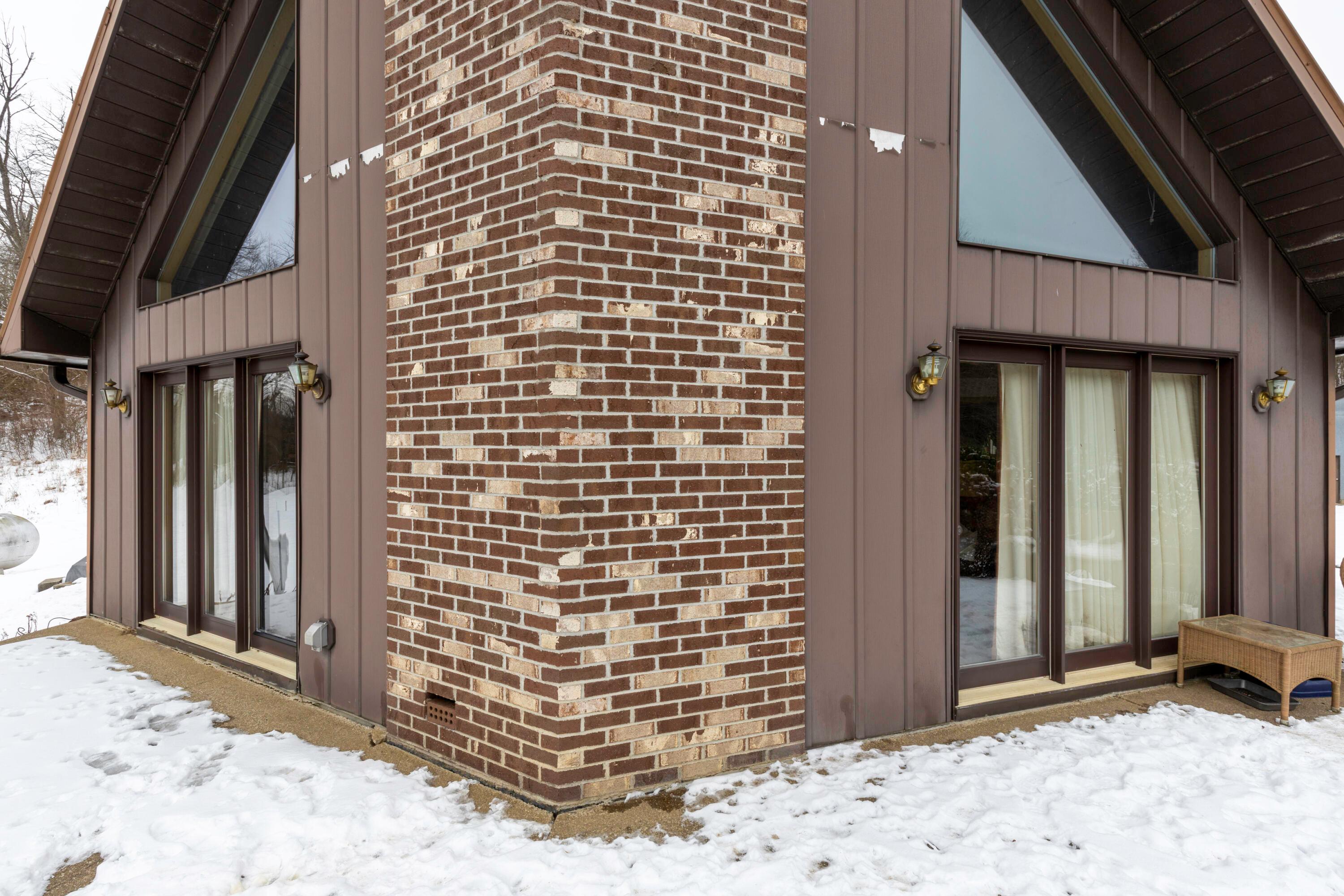 4666 Spring Hill Road Southeast Newark, OH 43056 - Photo 6 of 22 3-4666SpringHillRoad-Exterior