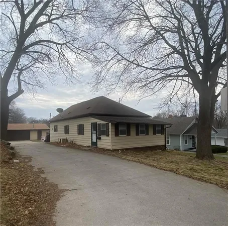 $140,000 | 3518 Lafayette Street, St. Joseph, MO 64507