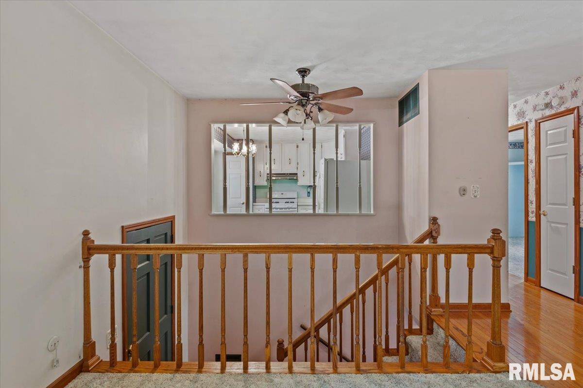 1821 Denton Street Springfield, IL 62702 - Photo 8 of 32 Gallery Image 8