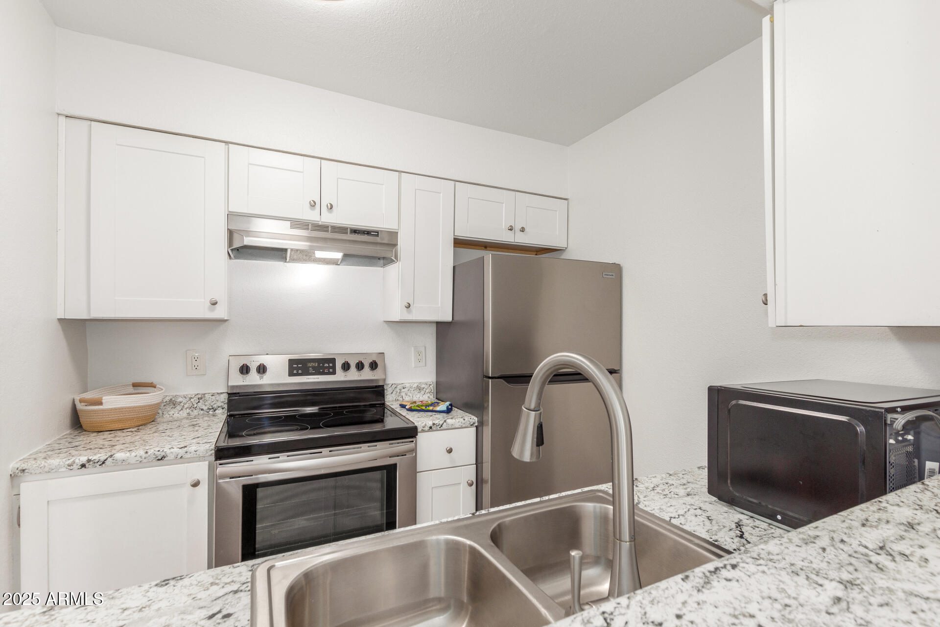 1346 East Mountain View Road Phoenix, AZ 85020 - Photo 14 of 34 18 - Mountain View