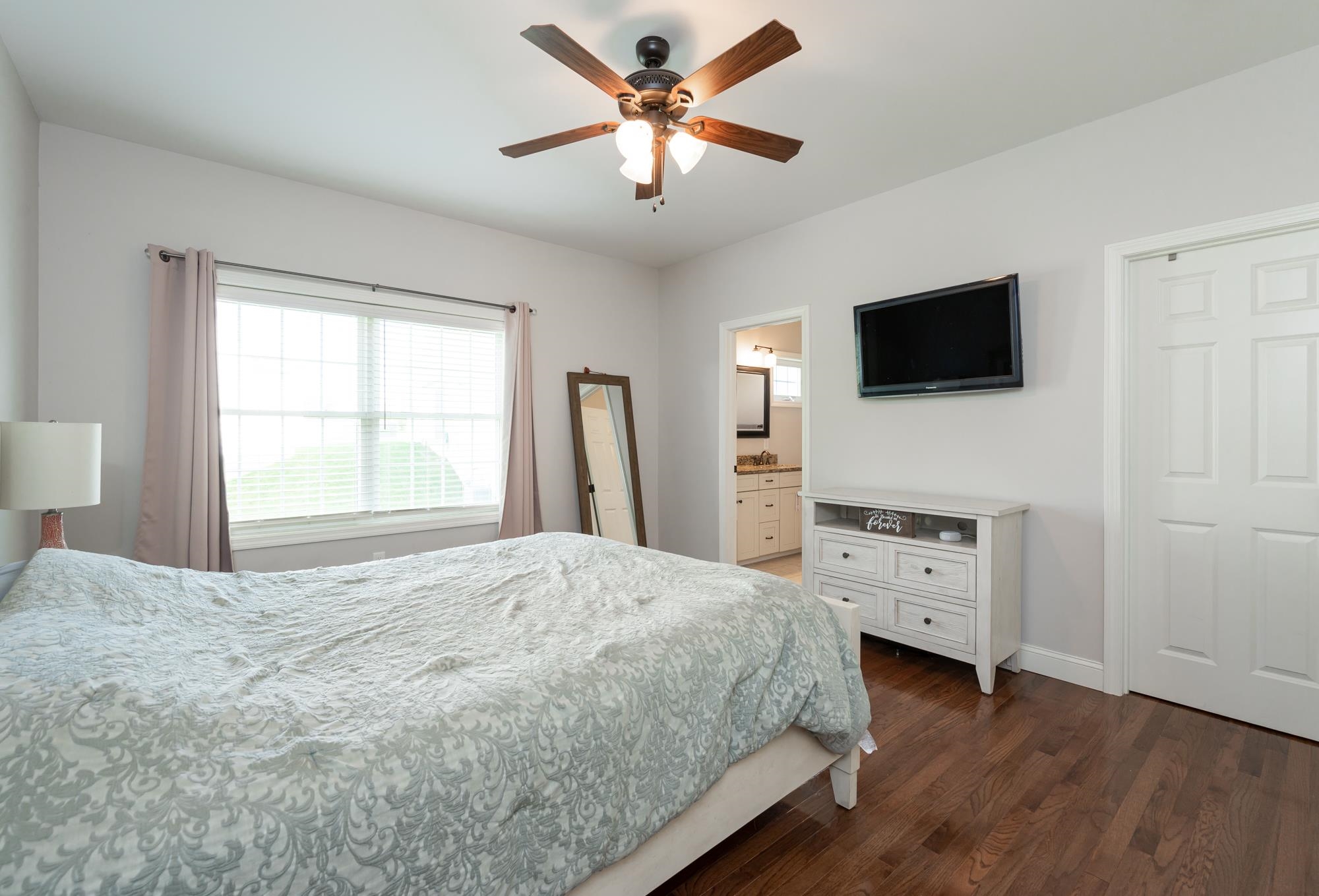 17 Crown Point Circle, Unit 86 Merrimack, NH 03054 - Photo 11 of 26