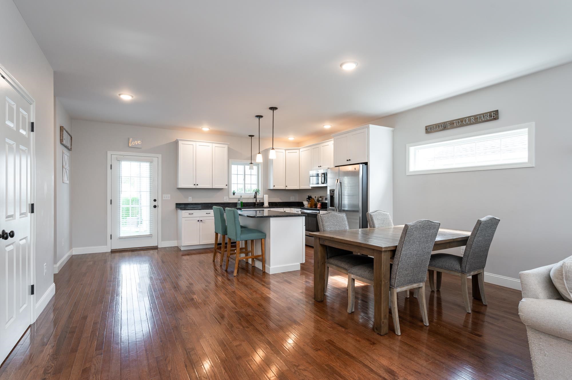 17 Crown Point Circle, Unit 86 Merrimack, NH 03054 - Photo 3 of 26