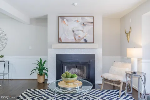 $695,000 | 16 Rockcrest Circle, Rockville, MD 20851