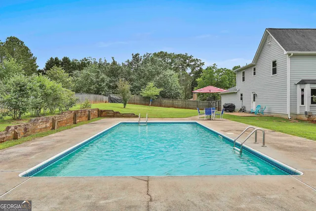 $399,900 | 125 Drennan Drive, Fayetteville, GA 30215