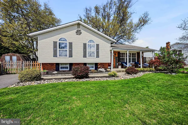 $375,000 | 884 Broadfield Drive, Newark, DE 19713