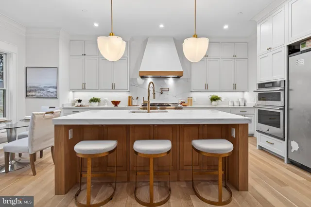 $3,399,000 | 7113 Fairfax Road, Bethesda, MD 20814