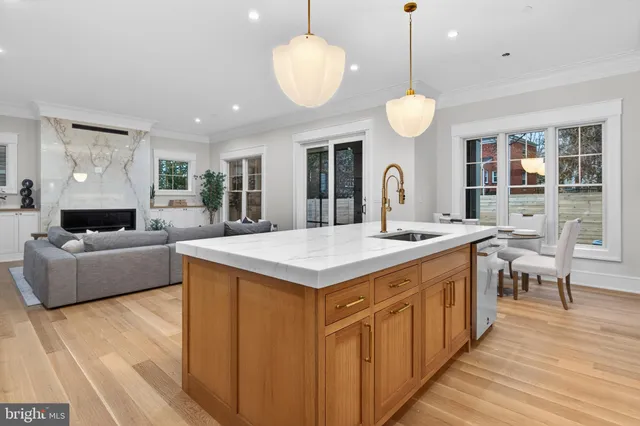 $3,399,000 | 7113 Fairfax Road, Bethesda, MD 20814