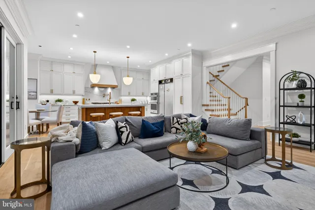 $3,399,000 | 7113 Fairfax Road, Bethesda, MD 20814