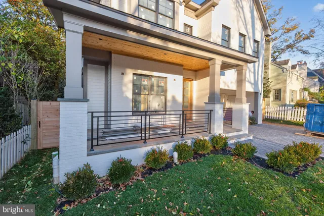 $3,399,000 | 7113 Fairfax Road, Bethesda, MD 20814