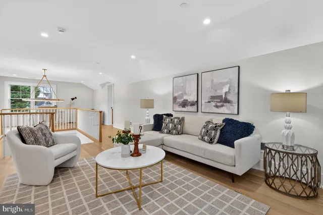 $3,399,000 | 7113 Fairfax Road, Bethesda, MD 20814