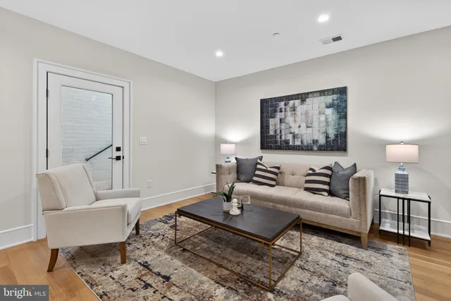 $3,399,000 | 7113 Fairfax Road, Bethesda, MD 20814