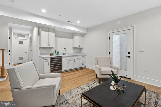 $3,399,000 | 7113 Fairfax Road, Bethesda, MD 20814