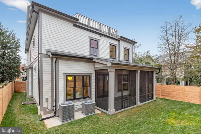$3,399,000 | 7113 Fairfax Road, Bethesda, MD 20814