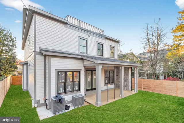 $3,399,000 | 7113 Fairfax Road, Bethesda, MD 20814