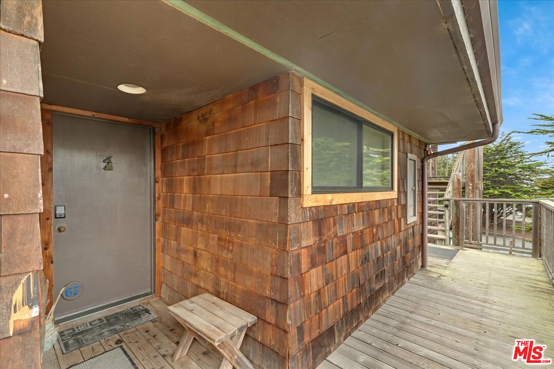67 Pelican Point Watsonville, CA 95076 - Photo 20 of 25 a bathroom with a shower