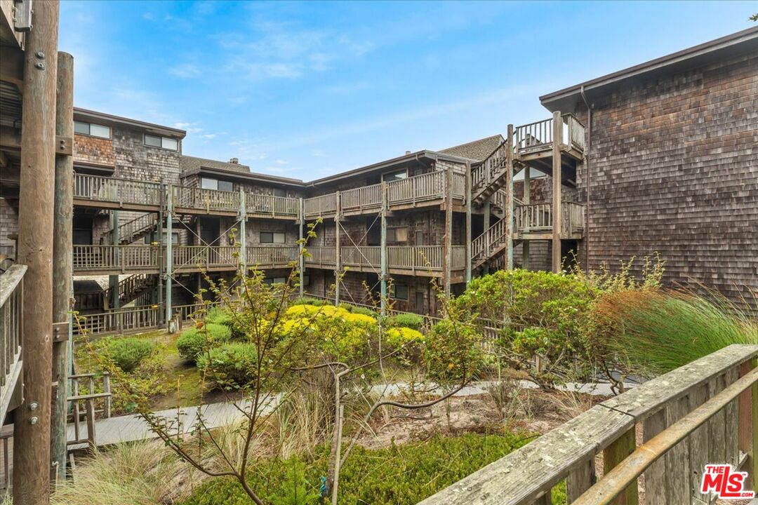 67 Pelican Point Watsonville, CA 95076 - Photo 21 of 25 a view of a building