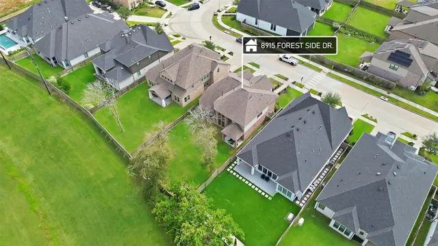 $509,000 | 8915 Forest Side Drive, Missouri City, TX 77459