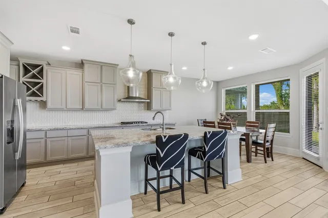 $509,000 | 8915 Forest Side Drive, Missouri City, TX 77459