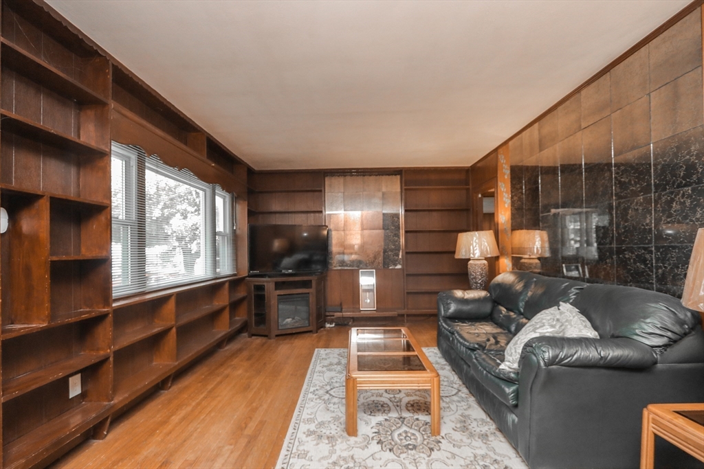 59 Ferncliff Avenue Springfield, MA 01119 - Photo 4 of 22 Gallery Image 4