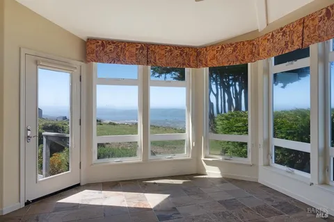 $1,650,000 | 9 Maui Lane, Dillon Beach, CA 94929