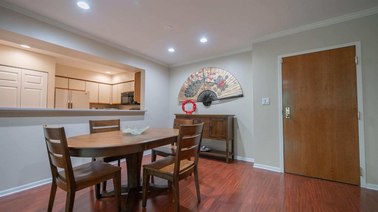 910 Ridge Road, Unit 403 Munster, IN 46321 - Photo 9 of 36 1500x842