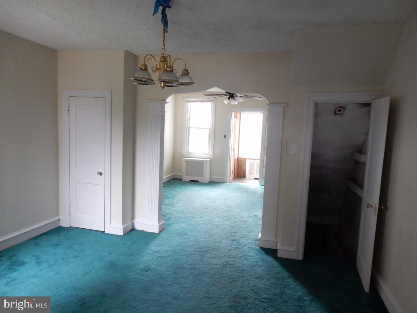 563 Marwood Road Philadelphia, PA 19120 - Photo 6 of 18 Dining Room