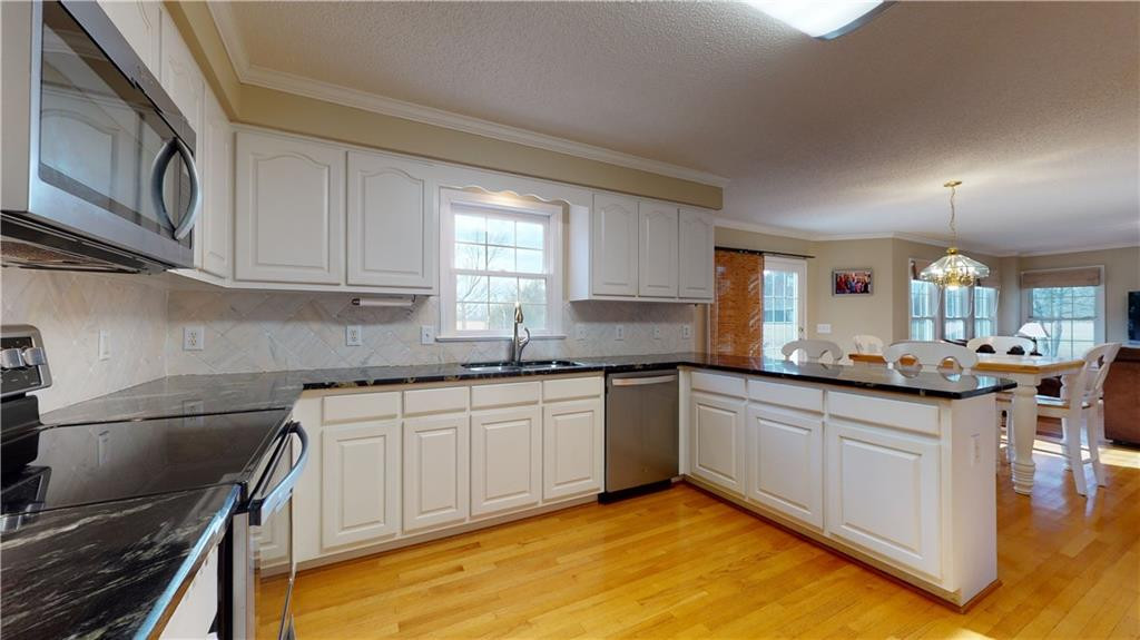 683 McCray Road Burlington, NC 27217 - Photo 12 of 29 Gallery Image 12