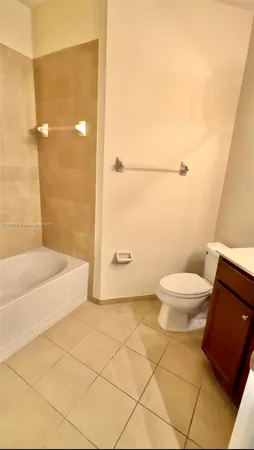 $399,000 | 8650 Northwest 97th Avenue, Unit 204, Doral, FL 33178