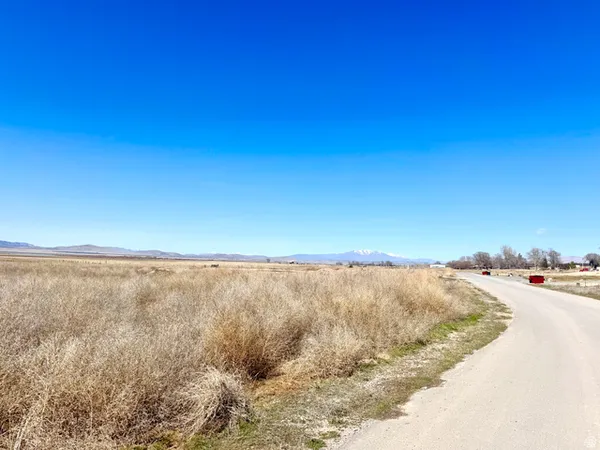 $365,000 | 2174 North York Lane, Unit 5, Genola, UT 84655