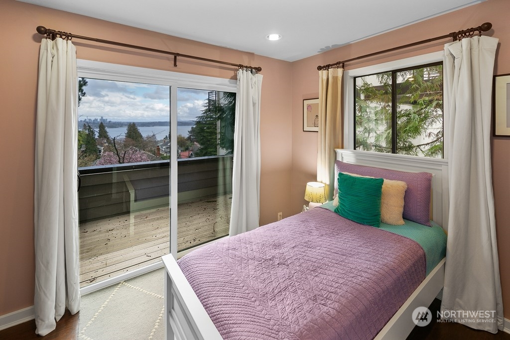 1703 37th Avenue Seattle, WA 98122 - Photo 28 of 34 Gallery Image 28