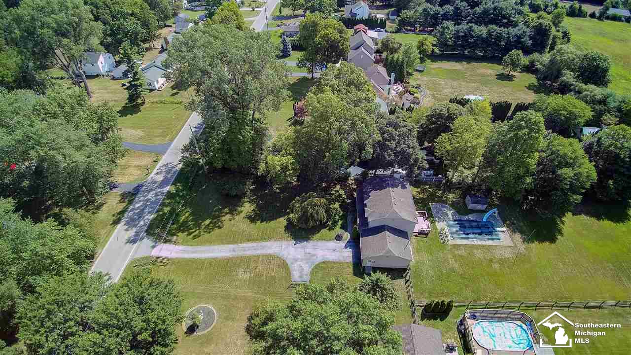 4223 Clegg Road Lambertville, MI 48144 - Photo 45 of 52 50020532-44.JPG