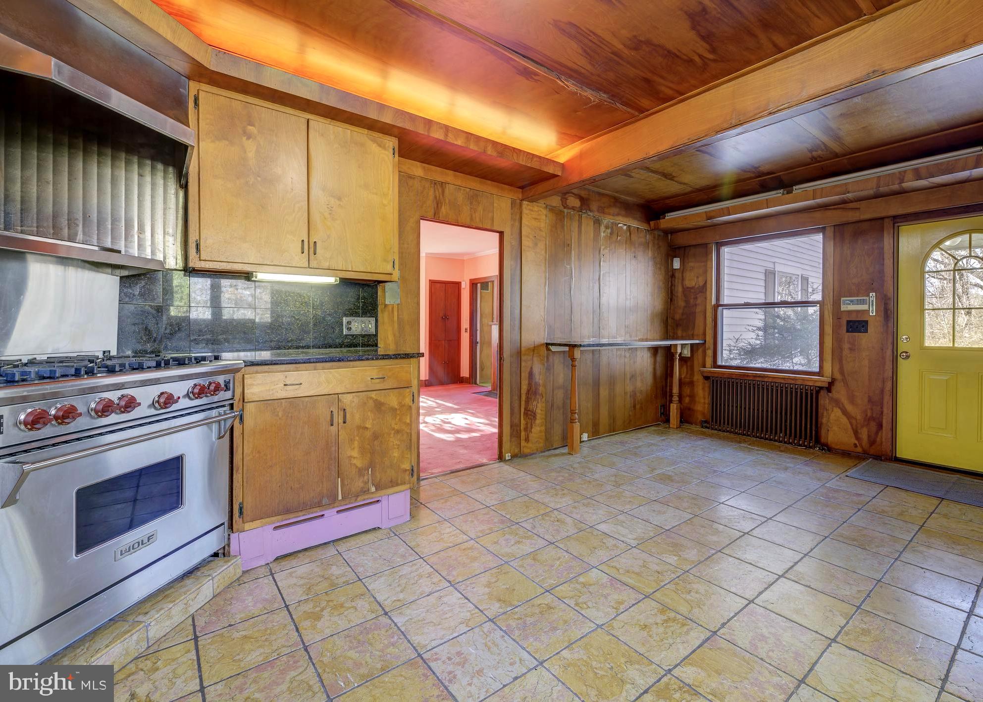25 Elm Ridge Road Pennington, NJ 08534 - Photo 16 of 36 Main House Kitchen