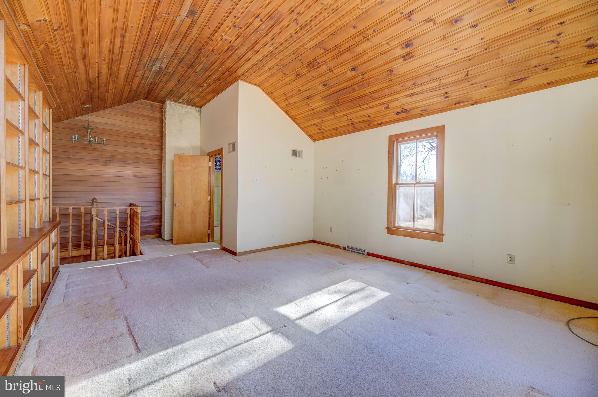 25 Elm Ridge Road Pennington, NJ 08534 - Photo 19 of 36 Main House Library