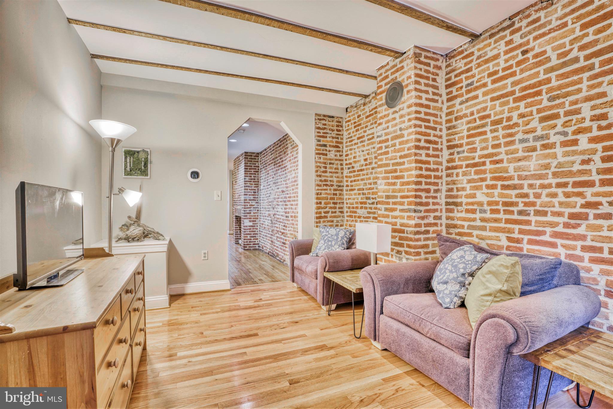 1247 Riverside Avenue Baltimore, MD 21230 - Photo 3 of 41
