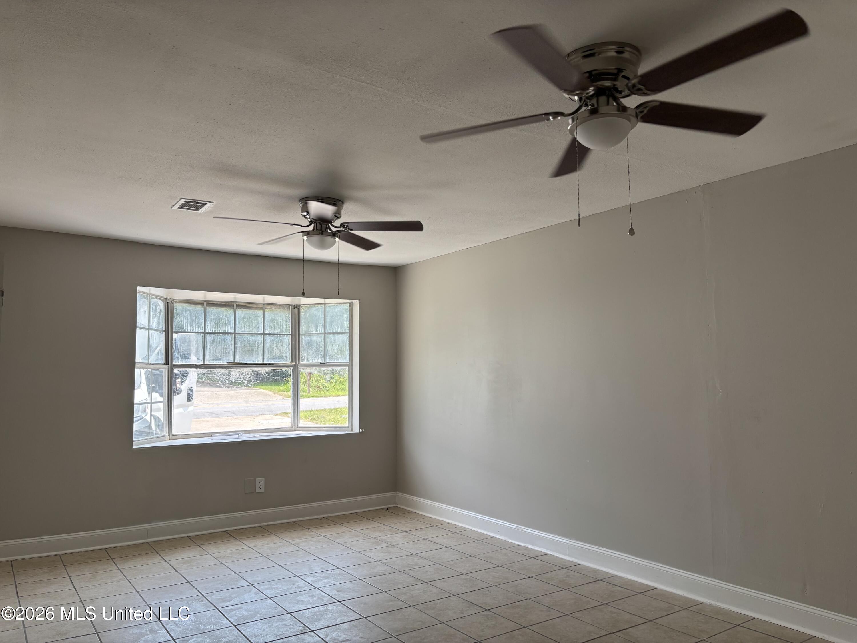 15212 Big Ridge Road Biloxi, MS 39532 - Photo 5 of 5 IMG_3381