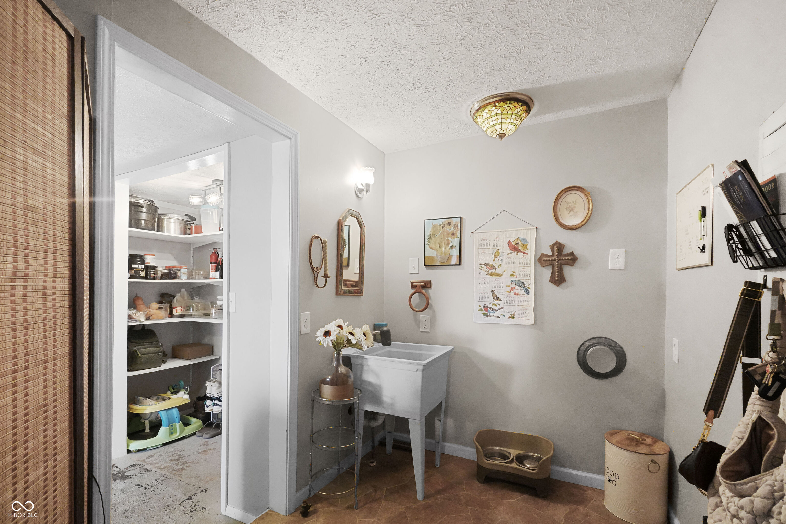 6630 South Cross Street Pendleton, IN 46064 - Photo 12 of 26