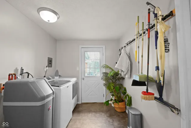 $280,000 | 6630 South Cross Street, Pendleton, IN 46064